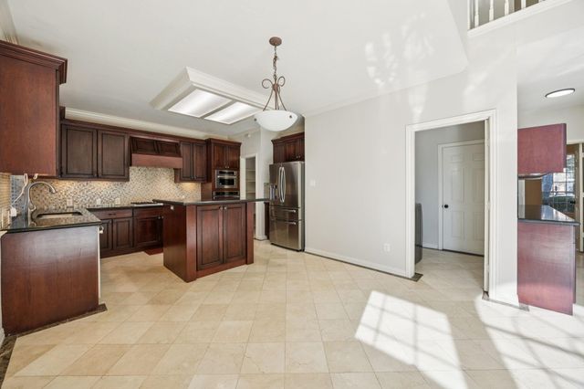 3002 Autumn Cove Court, Friendswood, TX 77546