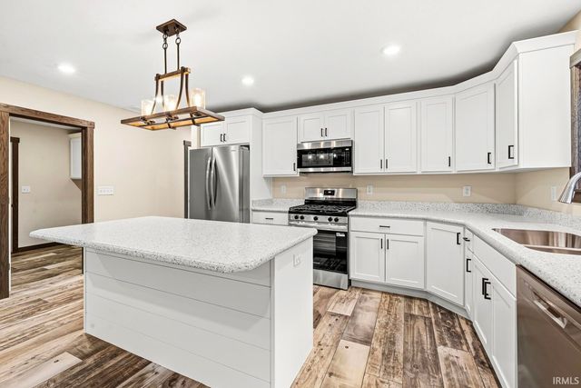 30416 Lantern Lane, Elkhart, IN 46514