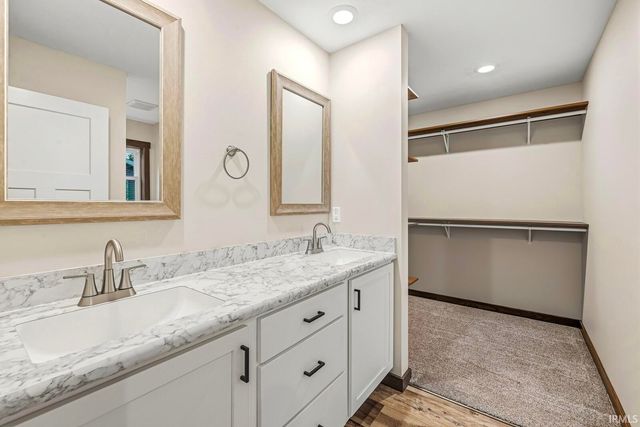 30416 Lantern Lane, Elkhart, IN 46514