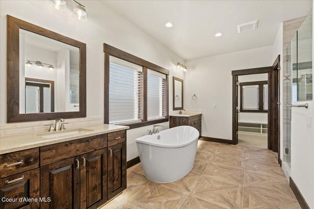 3462 E WINRAY DR, Hayden, ID 83835