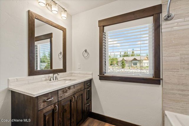 3462 E WINRAY DR, Hayden, ID 83835