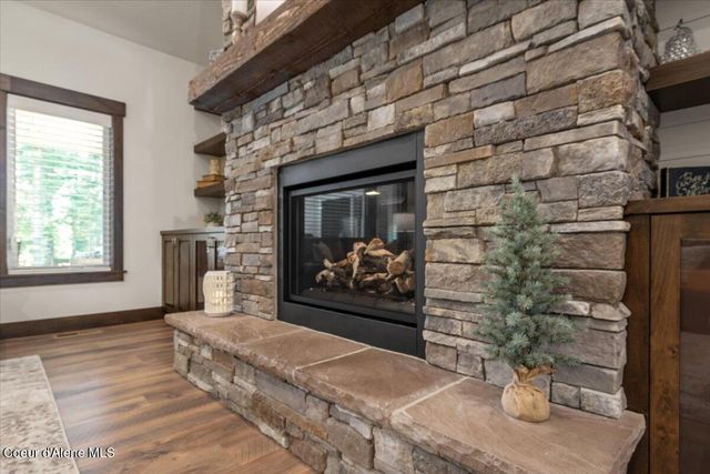 3462 E WINRAY DR, Hayden, ID 83835