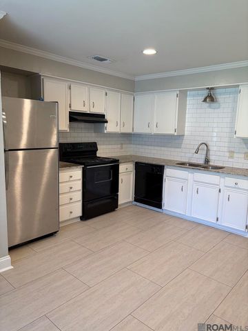 8626 Barnett Dr, Baton Rouge, LA 70809