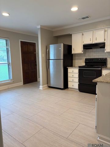 8626 Barnett Dr, Baton Rouge, LA 70809