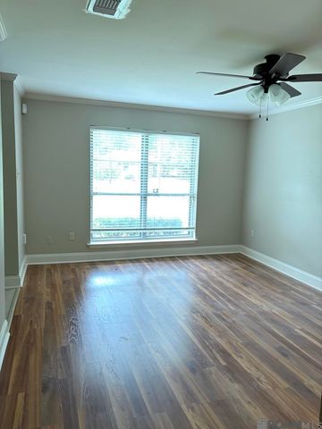 8626 Barnett Dr, Baton Rouge, LA 70809