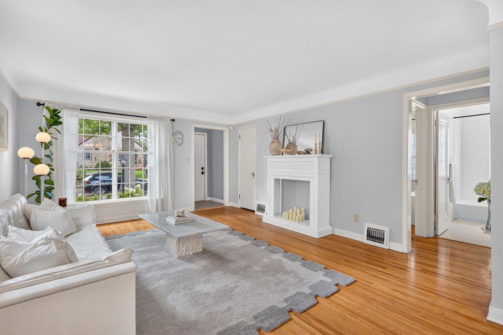 4430 Oliver Avenue N, Minneapolis, MN 55412 — photo 4