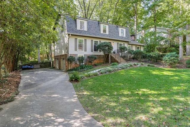 4624 Mountain Creek Drive NE, Roswell, GA 30075