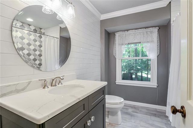 4624 Mountain Creek Drive NE, Roswell, GA 30075