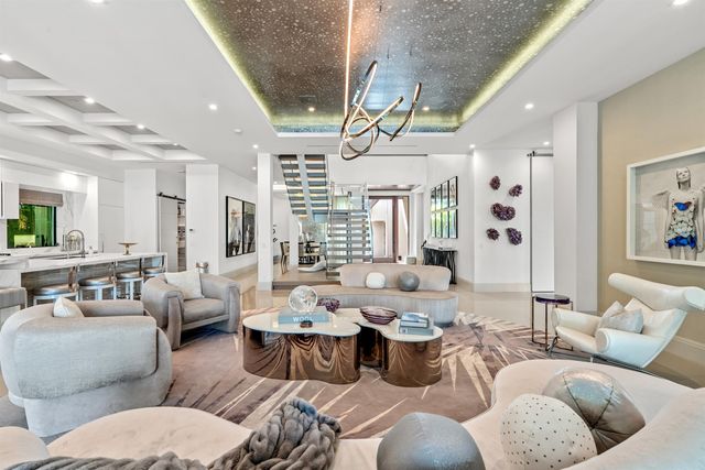 1040 S Ocean Boulevard, Delray Beach, FL 33483