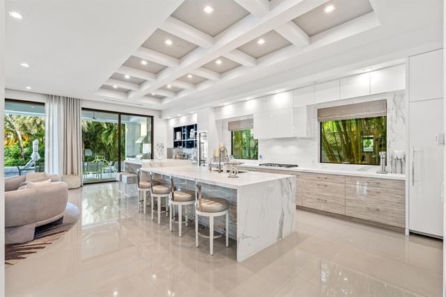 1040 S Ocean Boulevard, Delray Beach, FL 33483