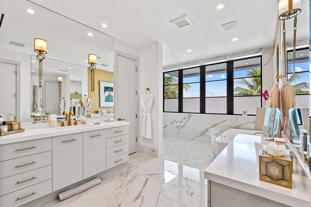 1040 S Ocean Boulevard, Delray Beach, FL 33483