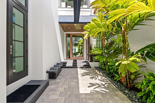 1040 S Ocean Boulevard, Delray Beach, FL 33483
