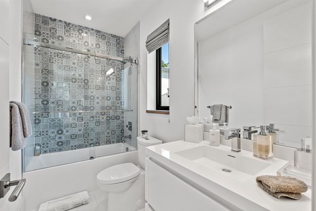1040 S Ocean Boulevard, Delray Beach, FL 33483