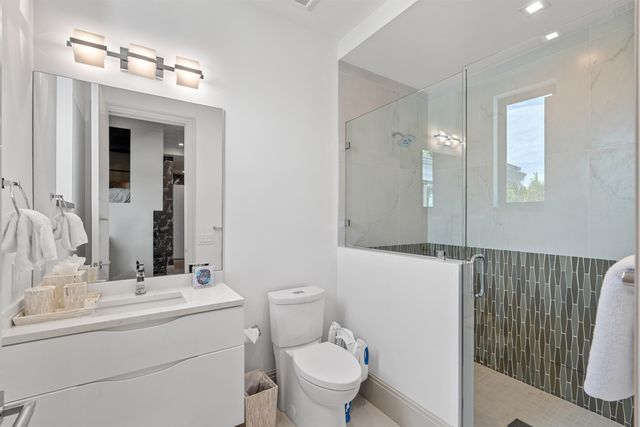 1040 S Ocean Boulevard, Delray Beach, FL 33483