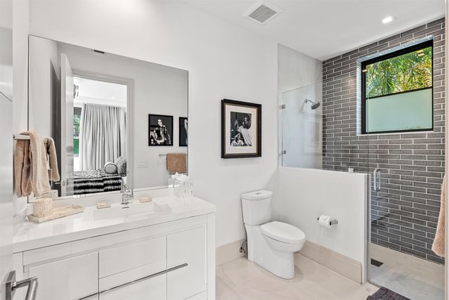 1040 S Ocean Boulevard, Delray Beach, FL 33483