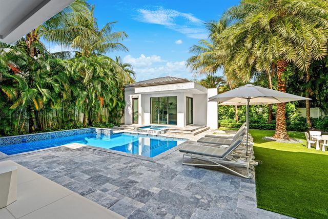 1040 S Ocean Boulevard, Delray Beach, FL 33483