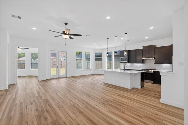 9738 Roaring River Falls Lane, Porter, TX 77365