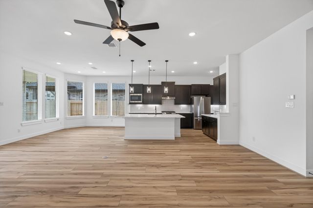9738 Roaring River Falls Lane, Porter, TX 77365
