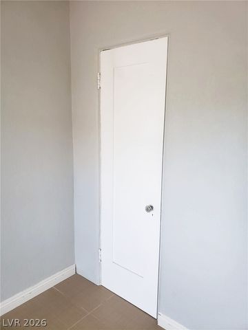 313 North 8th Street, Las Vegas, NV 89101