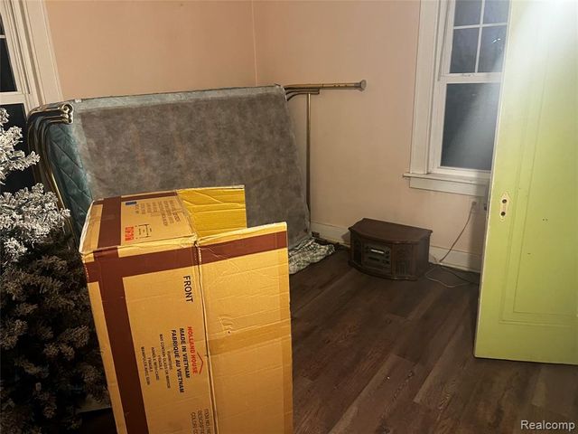 2064 Wyoming Avenue, Wyoming, MI 49519