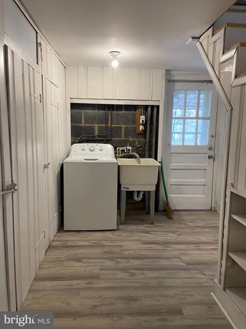9103 WALLACE RD, Lanham, MD 20706