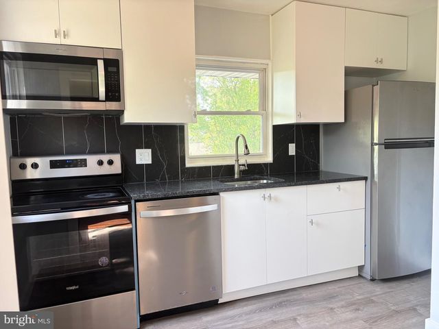 9103 WALLACE RD, Lanham, MD 20706
