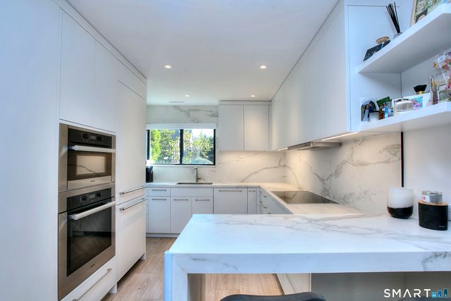 255 Strawberry Hill Avenue B1, Stamford, CT 06902