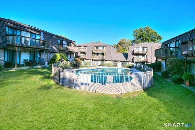 255 Strawberry Hill Avenue B1, Stamford, CT 06902