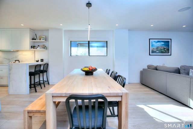 255 Strawberry Hill Avenue B1, Stamford, CT 06902