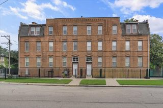 818-820 E 106th Street, Chicago, IL 60628