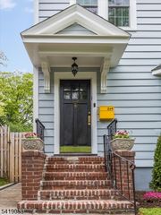 249 Kingsland Ter, South Orange Village Twp., NJ 07079