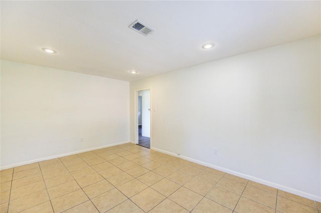 9811 Shadydale Lane, Houston, TX 77016