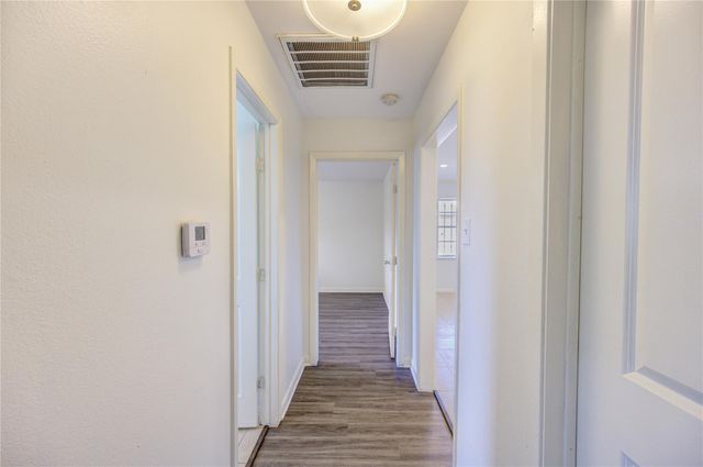 9811 Shadydale Lane, Houston, TX 77016