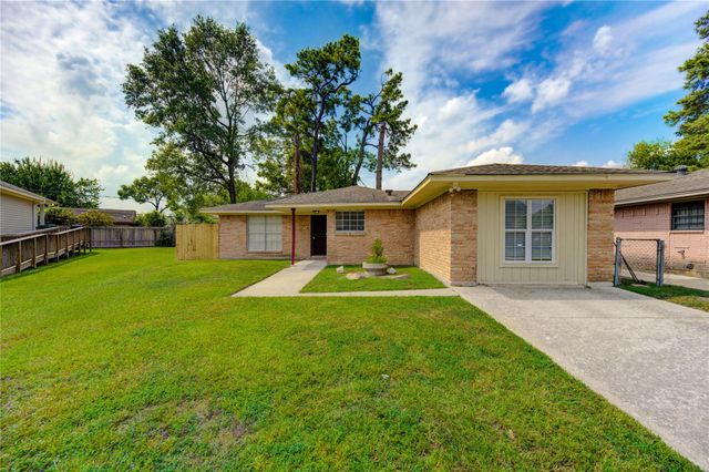 9811 Shadydale Lane, Houston, TX 77016