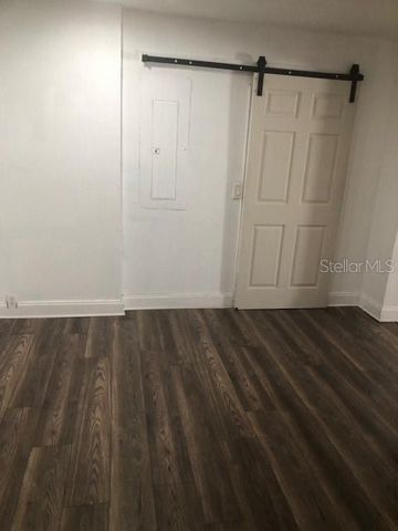 10414 N HARTTS DRIVE, Tampa, FL 33617