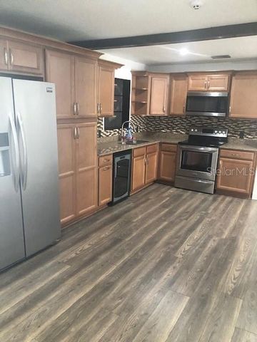 10414 N HARTTS DRIVE, Tampa, FL 33617