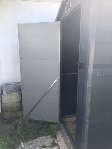 10414 N HARTTS DRIVE, Tampa, FL 33617