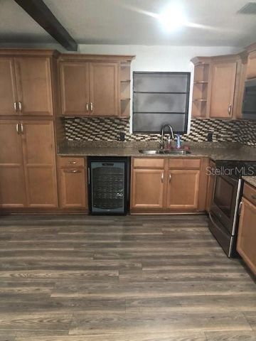 10414 N HARTTS DRIVE, Tampa, FL 33617