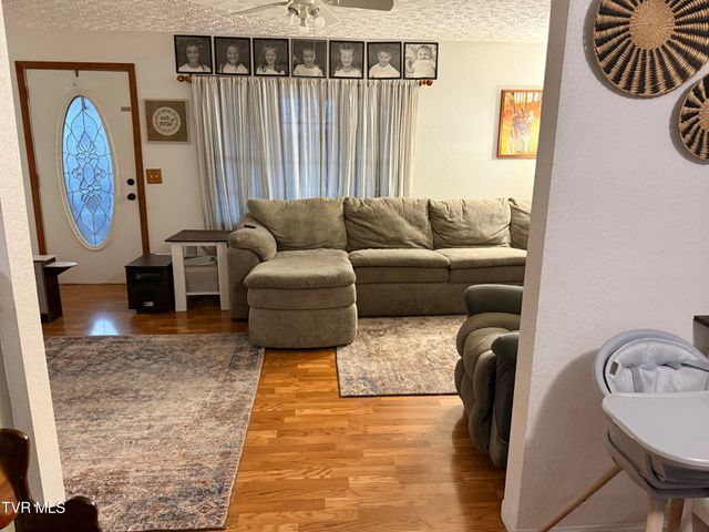 864 Big Smith Ridge Road, Clintwood, VA 24228