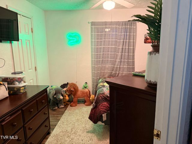 864 Big Smith Ridge Road, Clintwood, VA 24228