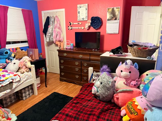 864 Big Smith Ridge Road, Clintwood, VA 24228