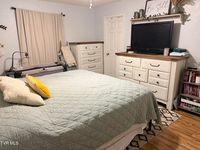 864 Big Smith Ridge Road, Clintwood, VA 24228