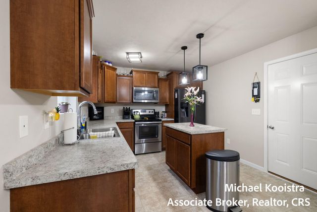152 Foxtail Drive, Ionia City, MI 48846