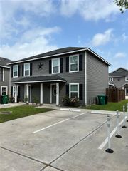 6501 Osprey Drive A/B, Houston, TX 77048