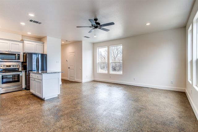 117 Dealva Court, Weatherford, TX 76088