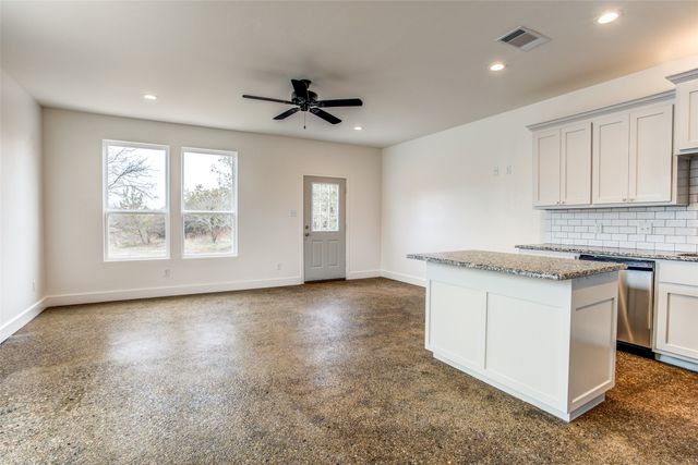 117 Dealva Court, Weatherford, TX 76088