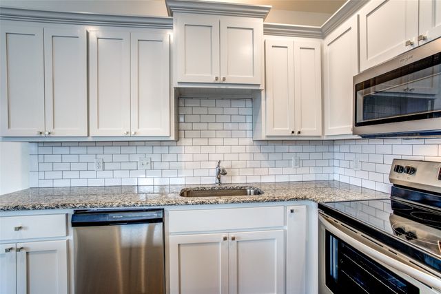 117 Dealva Court, Weatherford, TX 76088