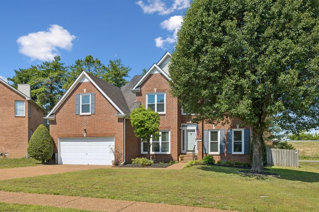 229 Circle View Dr, Franklin, TN 37067