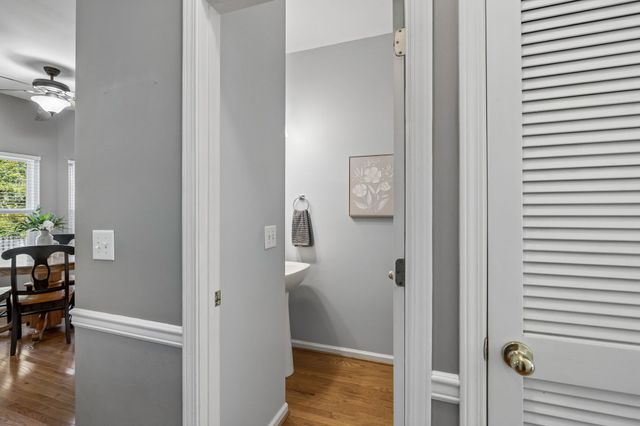 229 Circle View Dr, Franklin, TN 37067