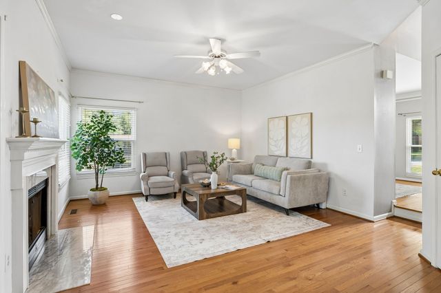 229 Circle View Dr, Franklin, TN 37067